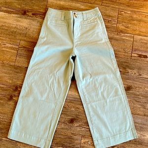 Wide leg, crop pants, size 4, NWOT